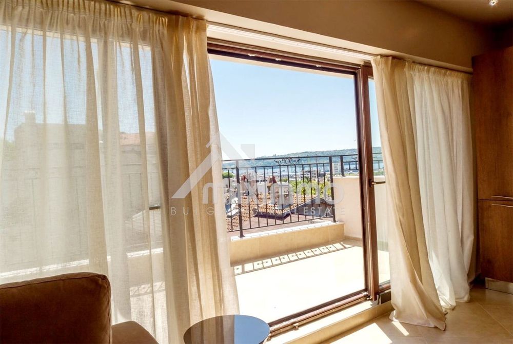 3-стаен в Варна-Идеален център площ 98 цена 1490