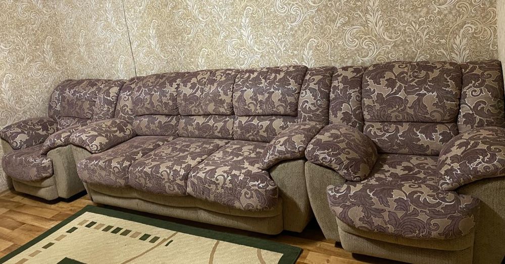 матрасымен диванен