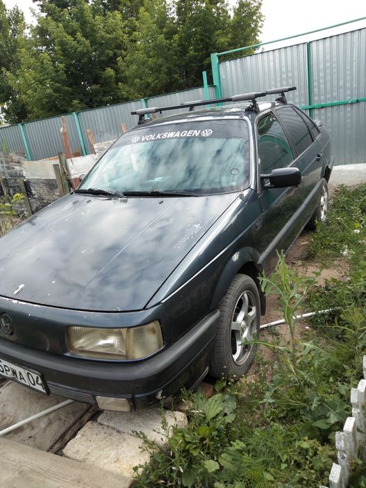 Срочно !Продам машину фольцваген пассат б3
