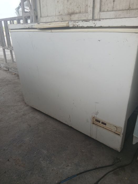 Продам морозильник не рабочий