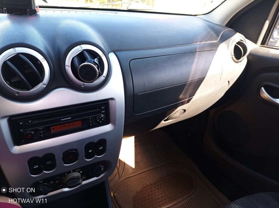 DACIA Logan 2010 — imagine 3
