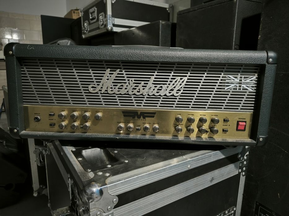 Гитарный усилитель Marshall