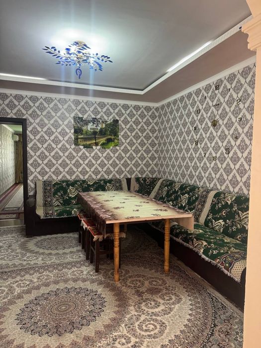 Уй сатылады 2 этаж котедж, 11 комната, жер майдану улкен, ремонт евро,