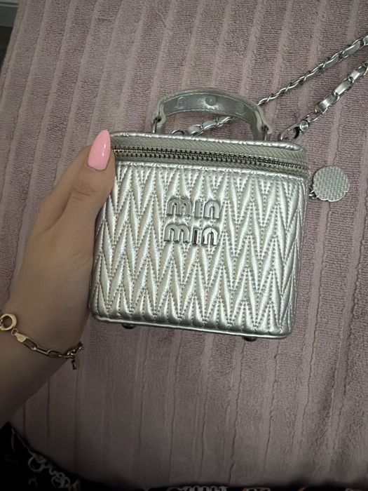 Сумки: все по 4000