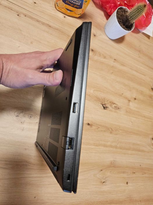 Lenovo Thinkpad E14 gen 4 (2022), 16GB DDR4 RAM, 512GB SSD, Intel Core i7-1255U