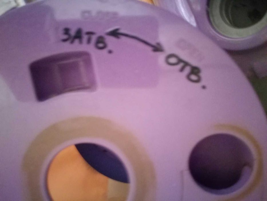 продавам прахосмукачка с HEPA филтър, цвят лилав, от 2007 г - за части