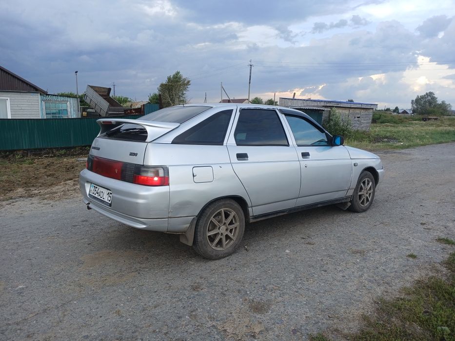 Продам машину ваз 2112