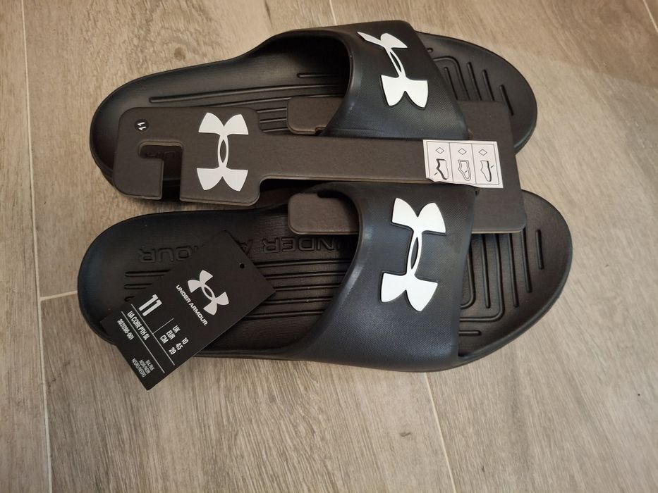 Slapi Under Armour, marimea 45 ,noi cu etichetă.