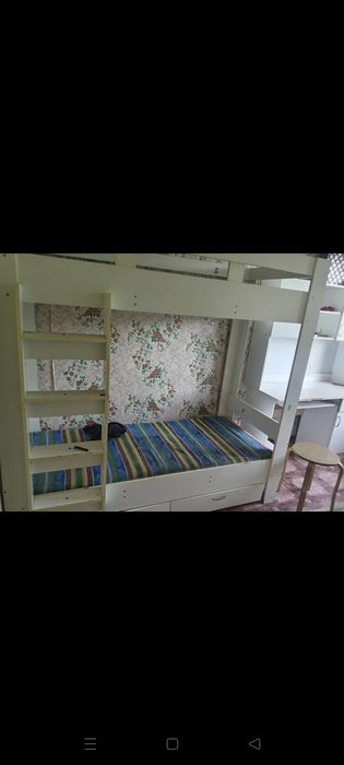Детская кровать + письменный стол комплект