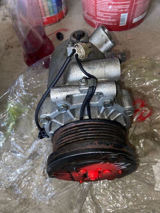 Запчаси на Авто