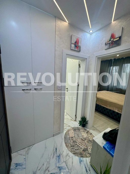 Продава се Тристаен апартамент в Пловдив, Кършияка - 80 кв.м за 2188 €/кв.м - Снимка #7