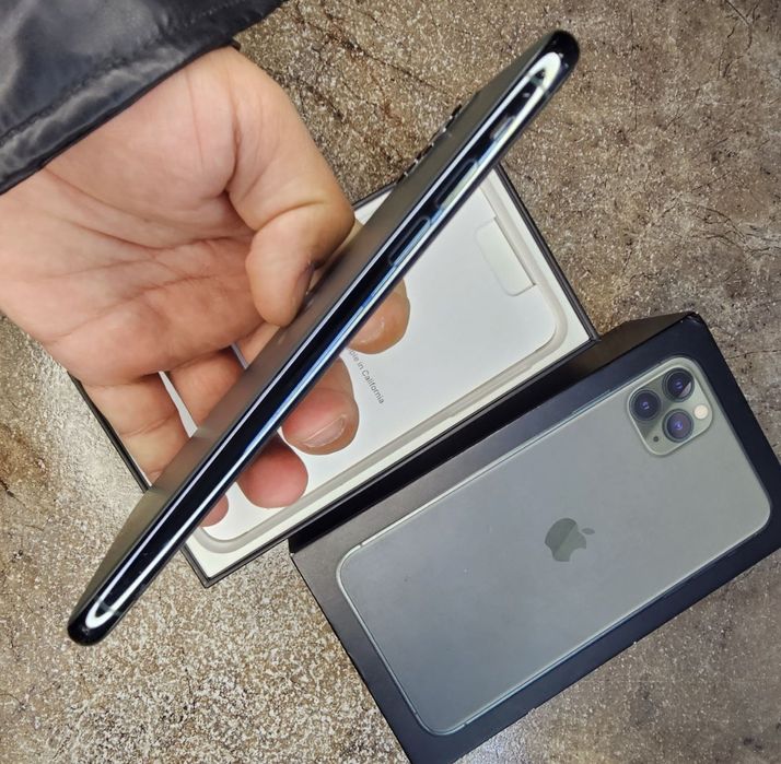 iPhone 11 Pro Max 64 gb karovka dok