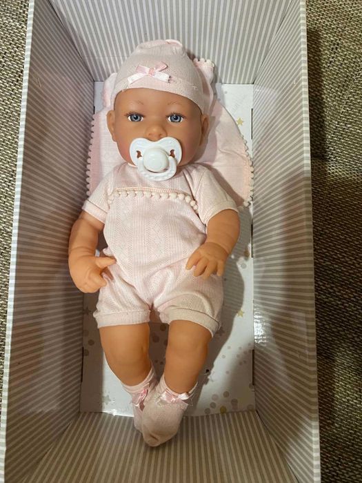 Детско бебе Moni