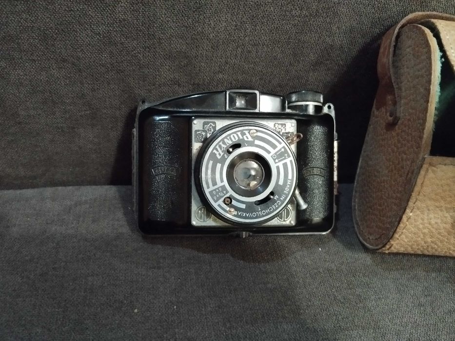 Стар фотоапарат Pionyr