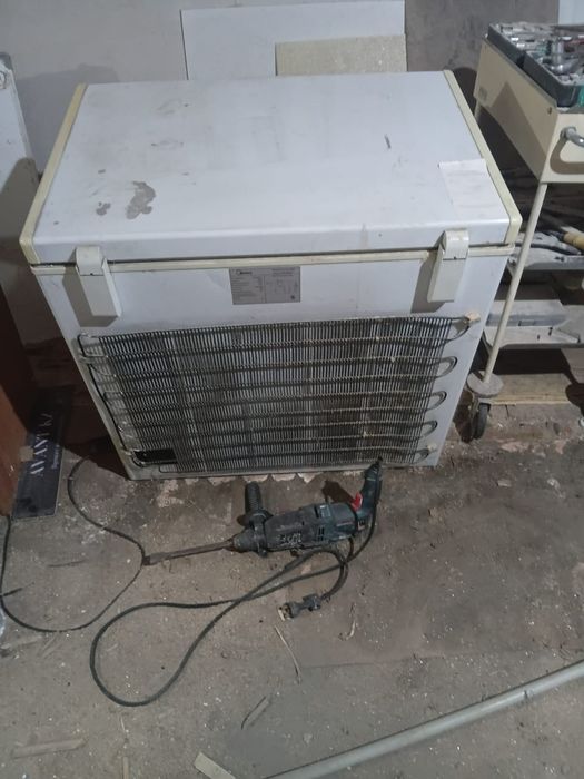 Морозильник Midea AS-260C