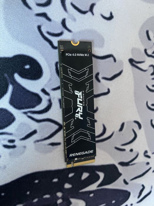 Продам SSD M2 на 1tb