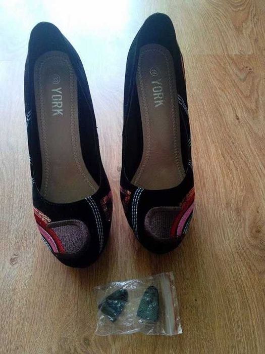 Pantofi negri eleganti - dama