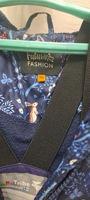 Продам комбинезон для девочки