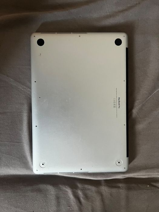 MacBook Pro 15.6 inch