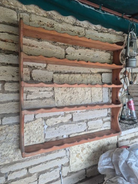 Продавам дървена етажирка от чам