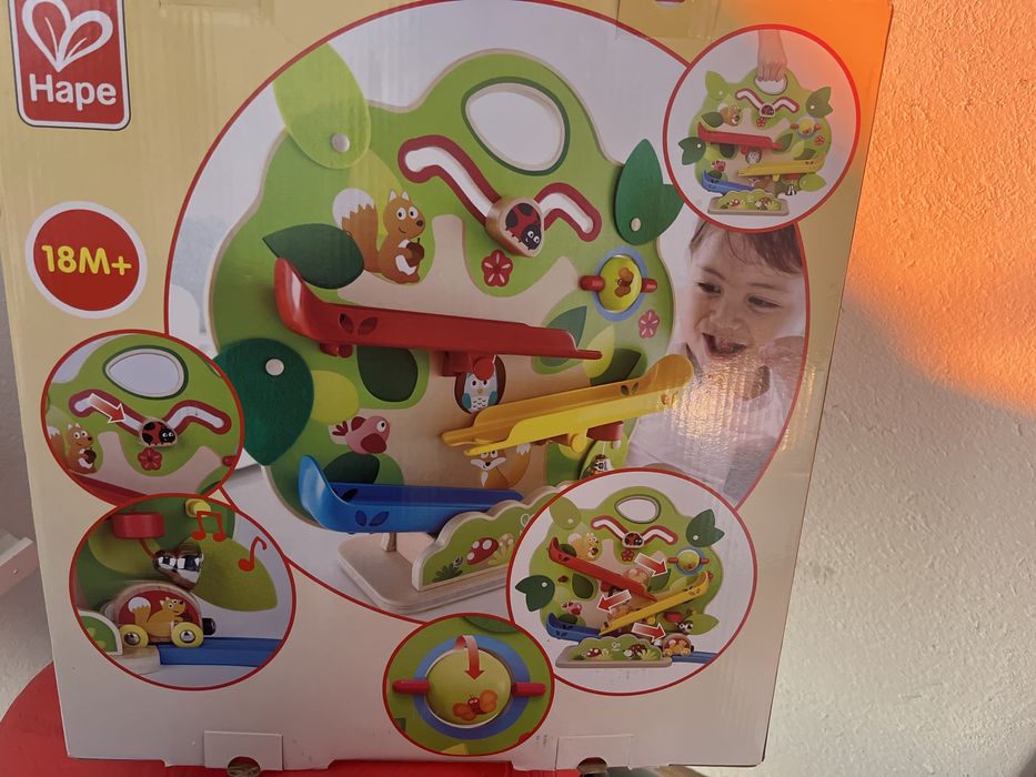 Дървена играчка Hape - Състезание за катерица