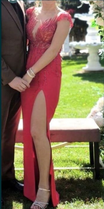 Rochie eleganta croita la comanda