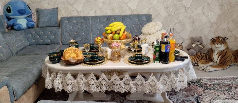 Продается Диван для гостинной