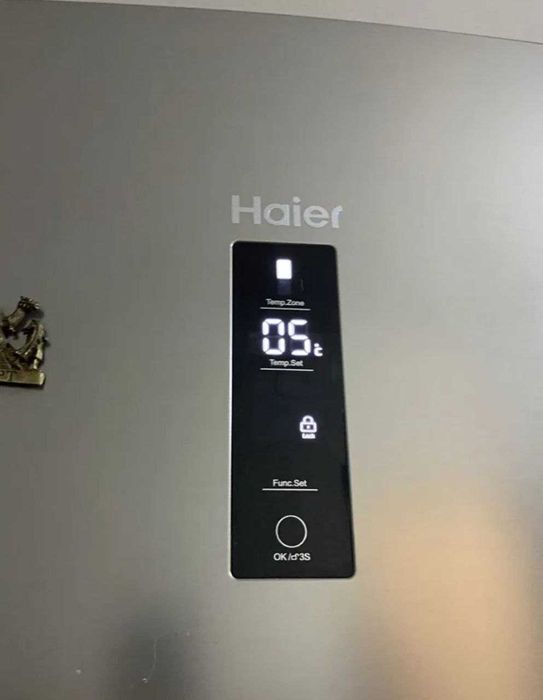 Продам холодильник samsung.