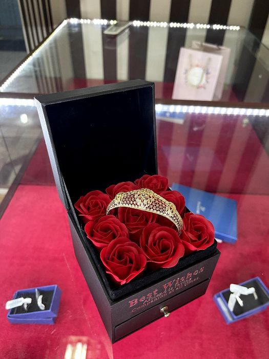 Tilla Buyumlarini 12 oyga Muddatli to'lovga