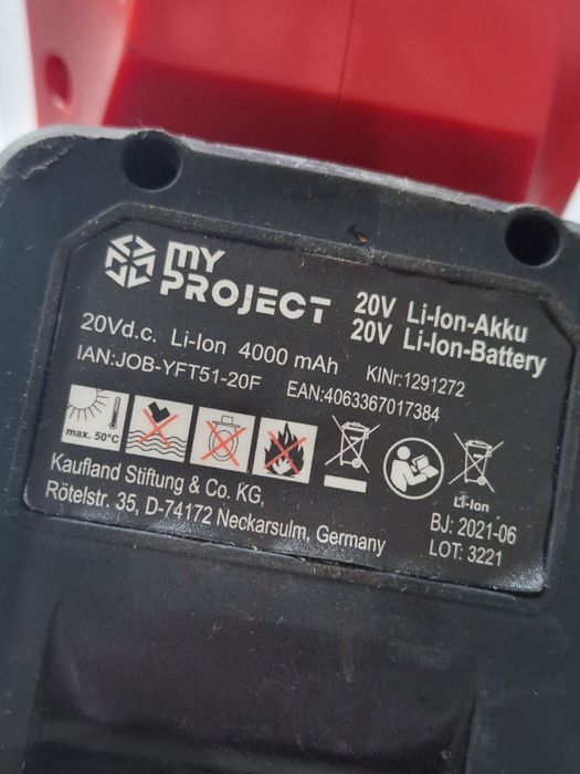 Aspirator Auto si Casnic My Project  20V - 4A