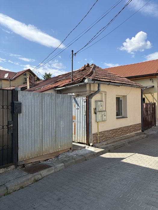 Oportunitate de investitie str Salciilor 2 apartamente cu curte la pret de garsoniera