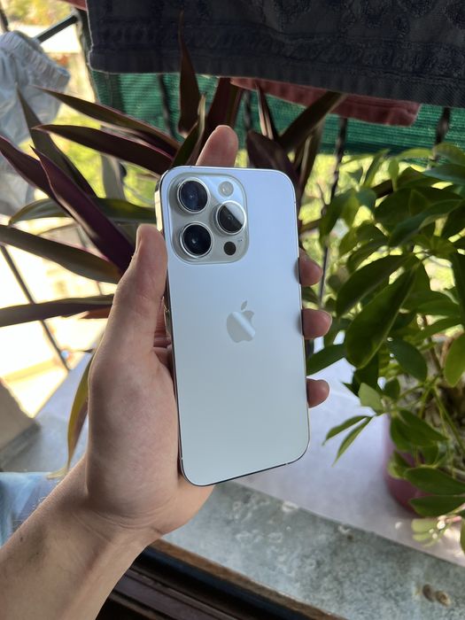 Iphone 14 pro idealniy oq rang