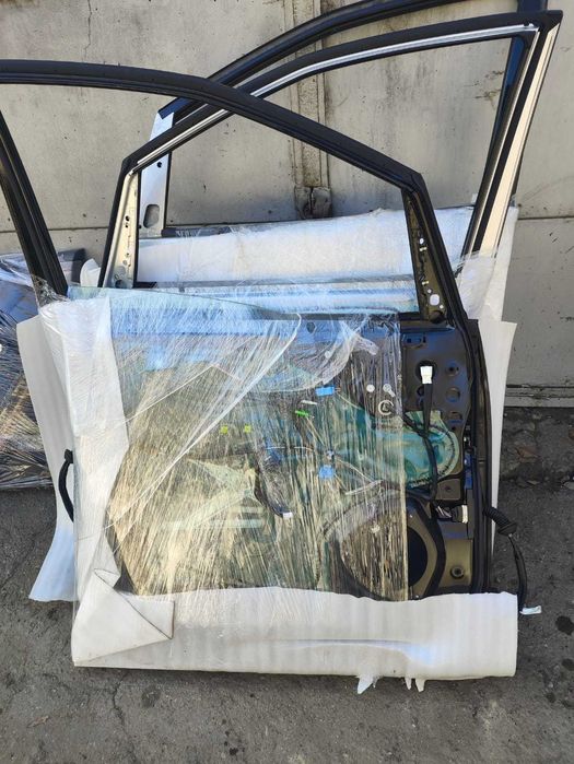 Toyota highlander двери передние