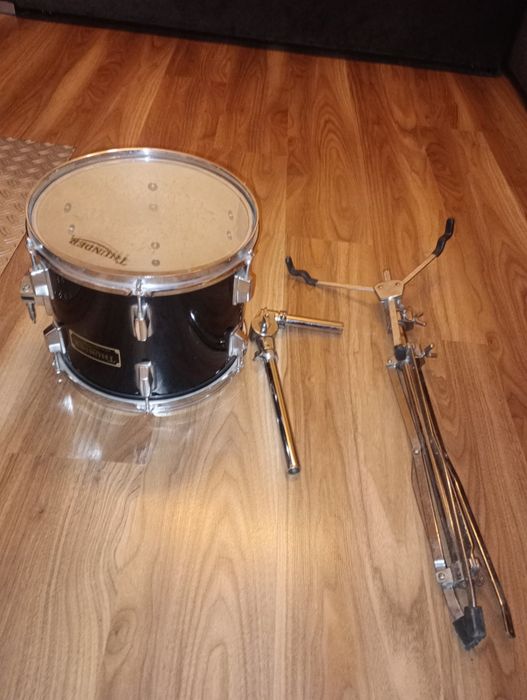 Продавам барабани,тъпан 20",стойка за том Pearl