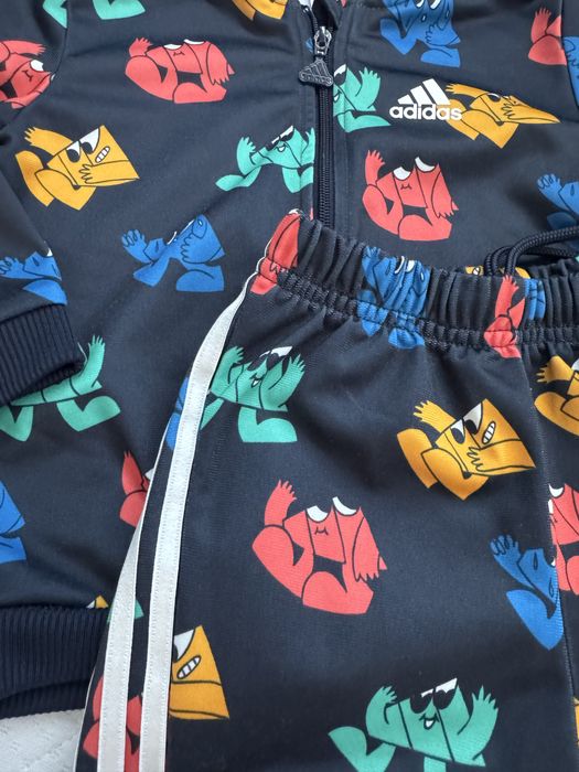 Комплект Адидас 12-18м