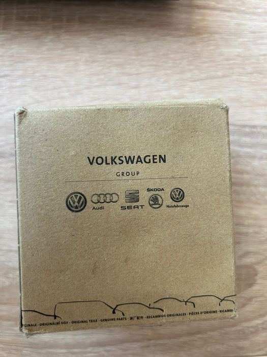 (ORIGINAL, NOU) Motoras clapeta rezervor Audi A4 B8 (8K0862153H)