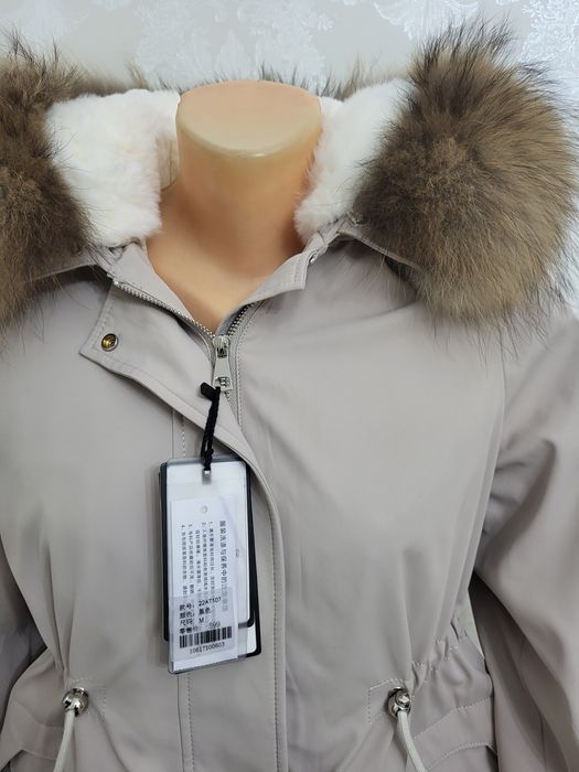 Продам новую парку 44 размер