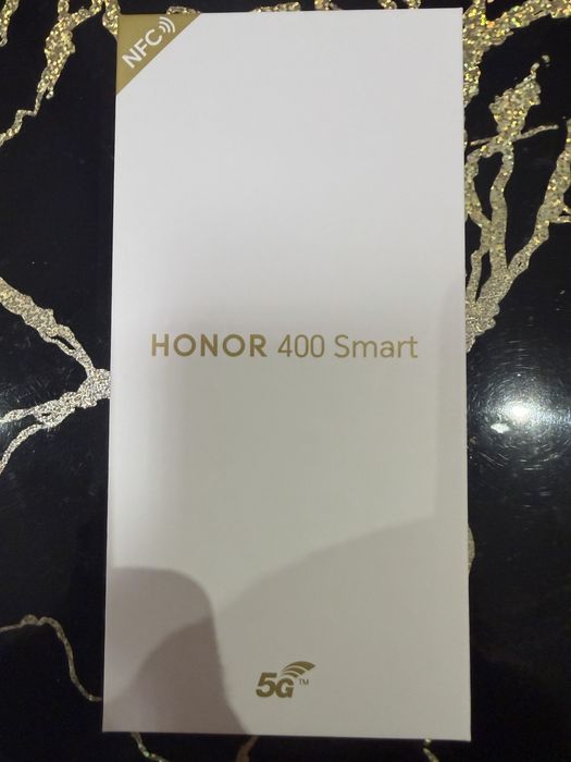 HONOR400/128GB/6RAM