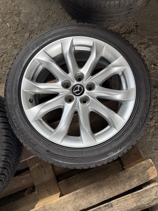 Jante originale Mazda 3, CX-3 echipate cu anvelope M+S Allseason 215/50 18