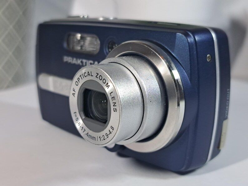 Цифровой фотоаппарат Praktica