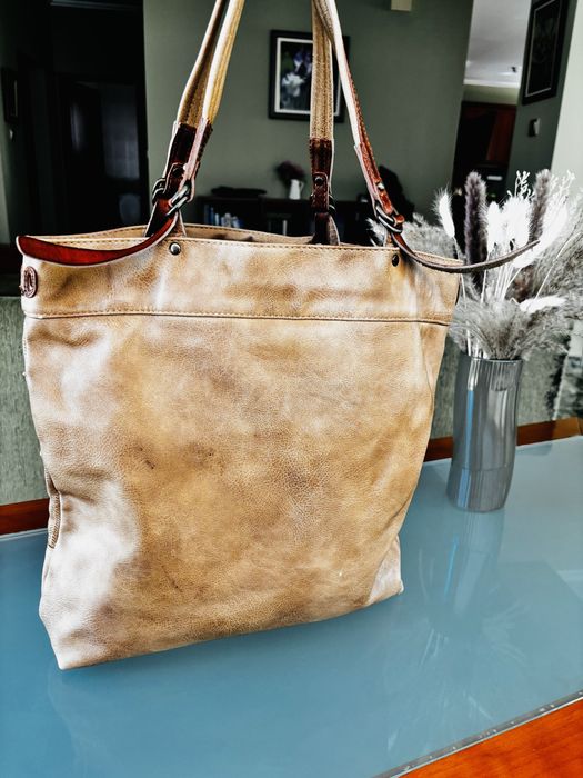 Дамска чанта цвят кемъл