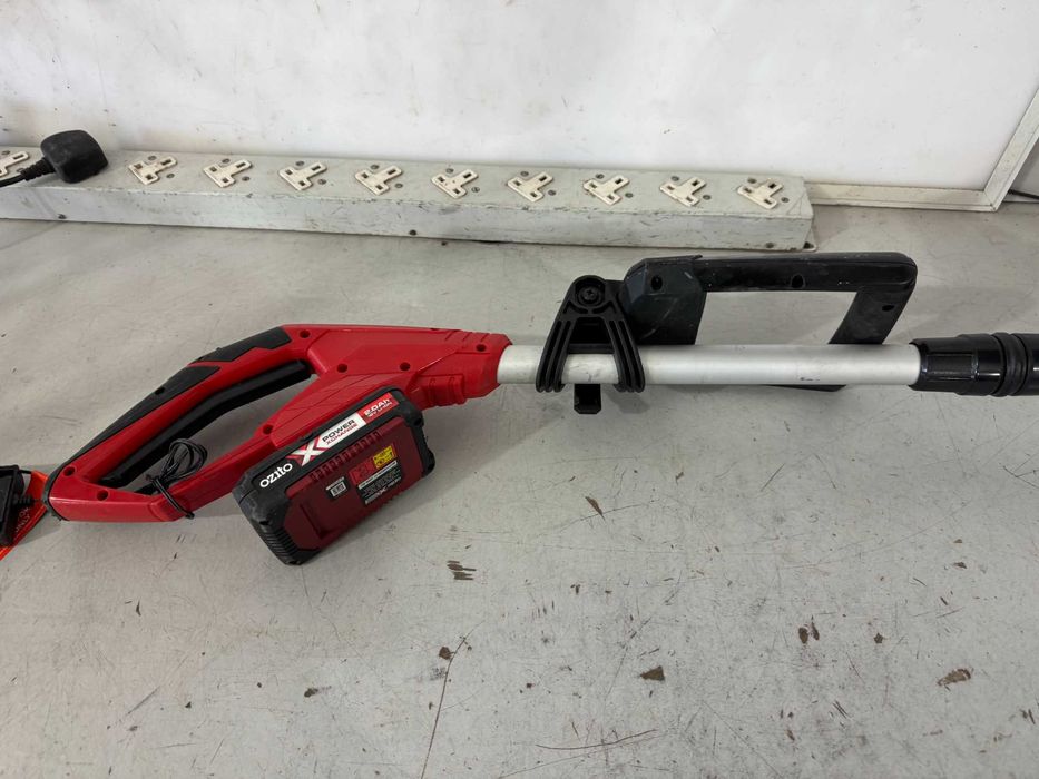 Тример - Ozito 18 V li ion