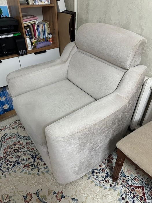 Мягкая мебель для гостиной