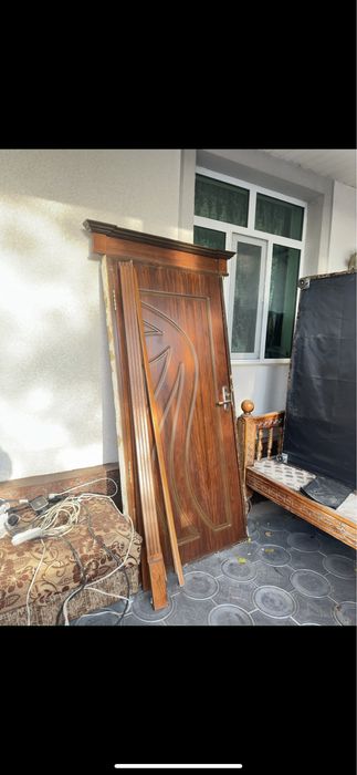 Продам Дверь срочно