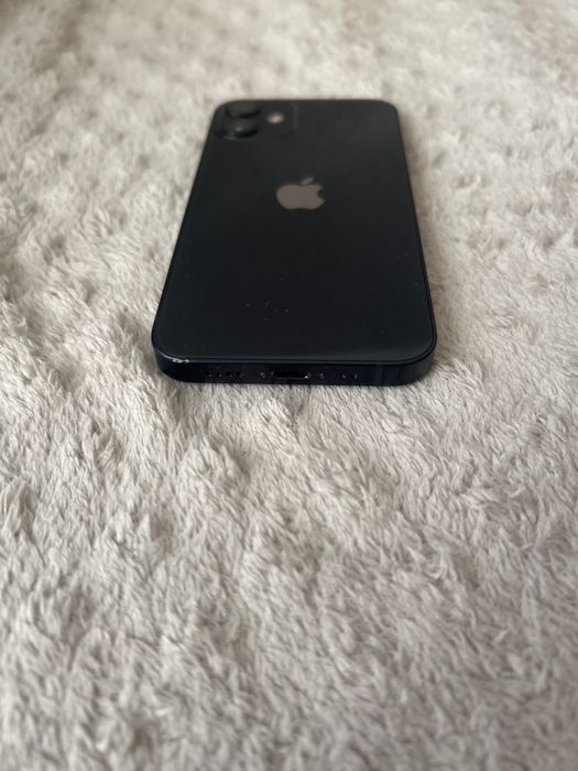 Vand iPhone 12 Mini 64Gb neverlocked IOS 26.5 baterie schimbata
