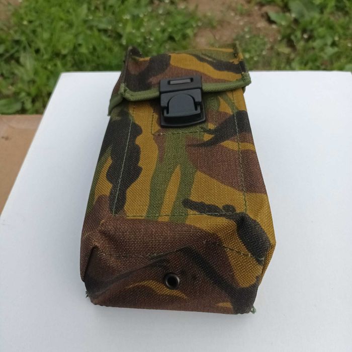 Suport incarcatoare , dublu. DPM Woodland fabricatie UK.