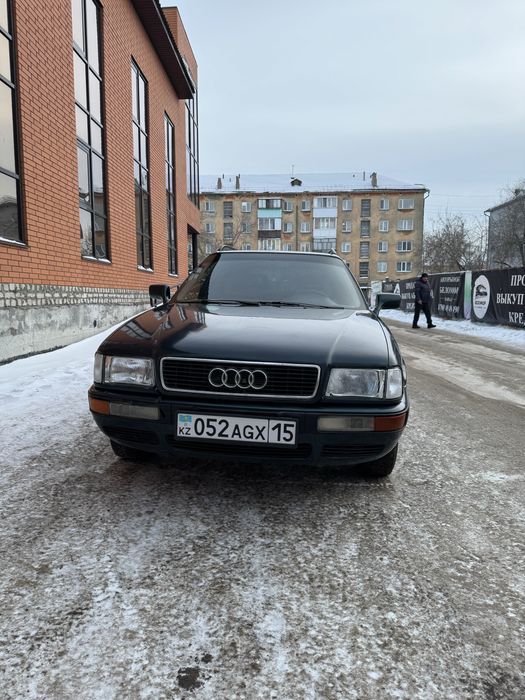 Продам Ауди Б4 универсал