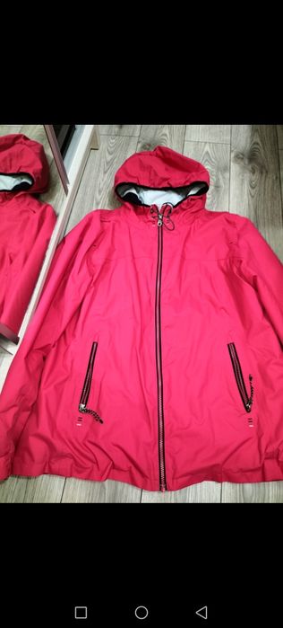 Geaca impermeabila dama