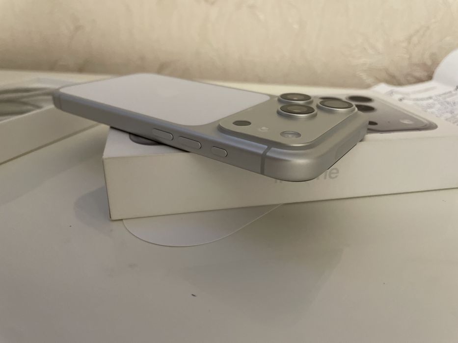 Iphone 17 pro 256гб