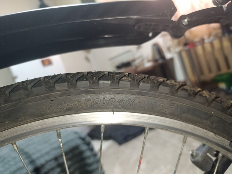 Продам велосипед шесть скоростей б/у